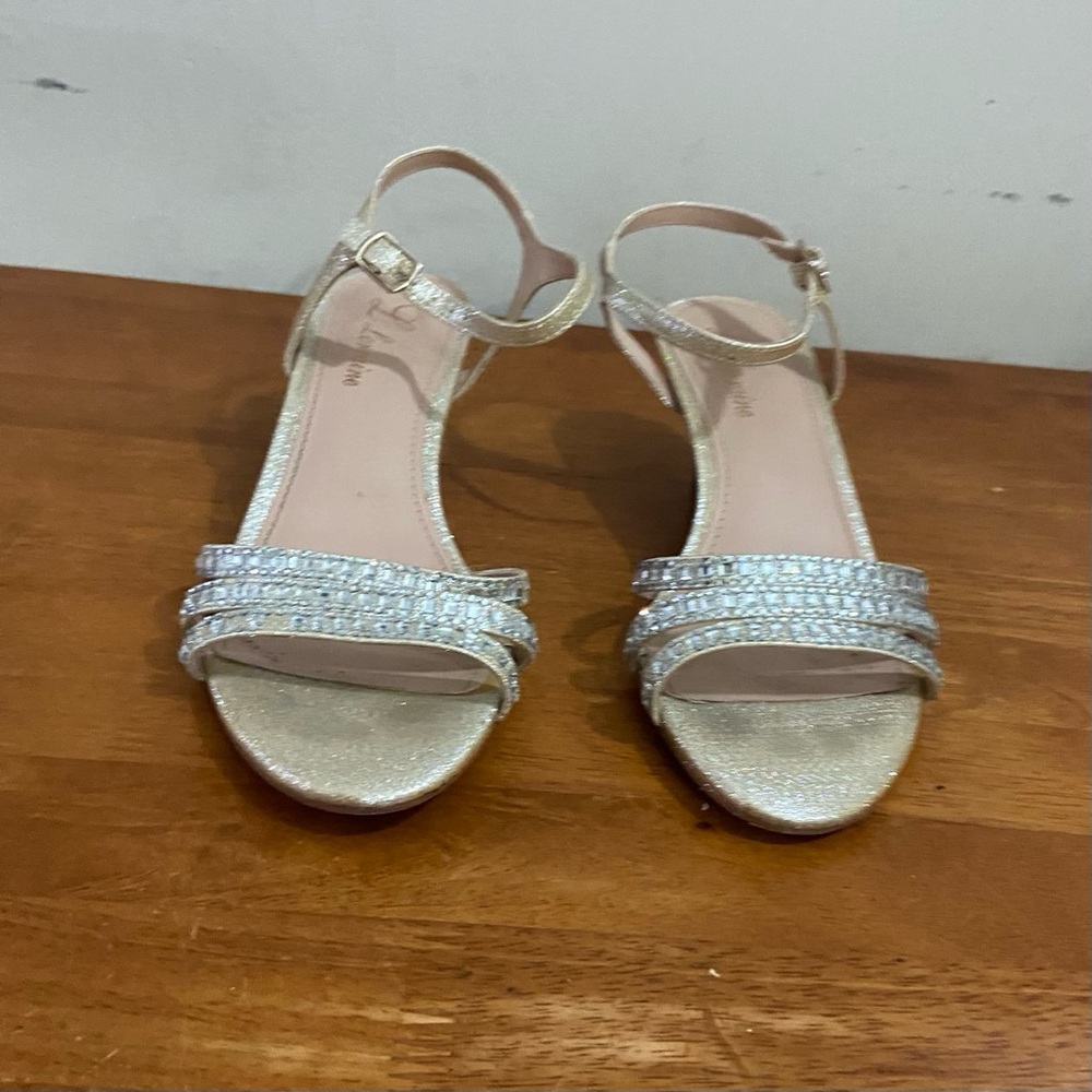 Lorraine Gold Leather with Rhinestone High Heel Sandals- Size 7.5M - Picture 5 of 8